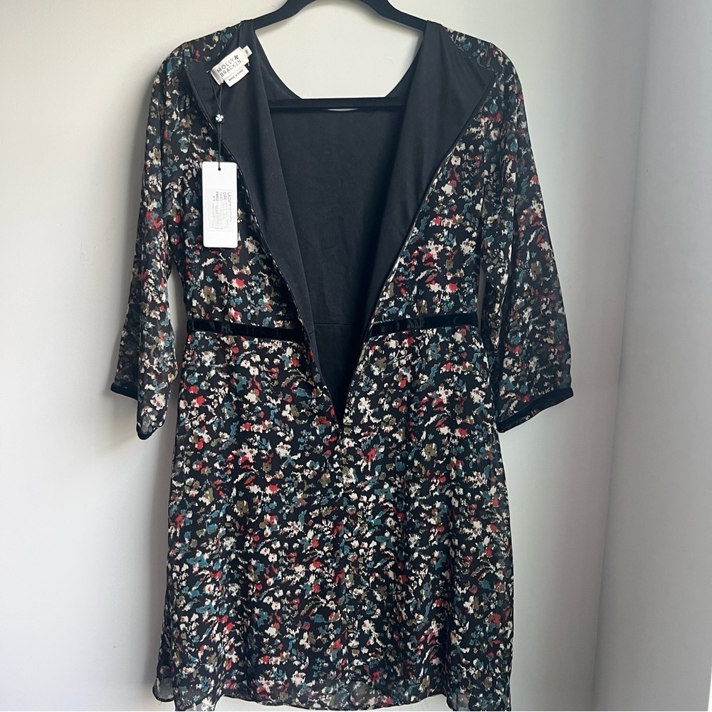 NWT Molly Bracken Dress with 3/4 Sleeves and Crew Neck - Small - Picture 9 of 16